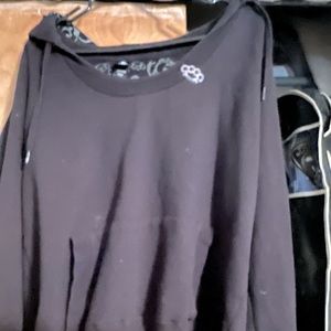 So Cal hoodie.  Wide neck with logo on collar and bottom of sleeve..  logo lined